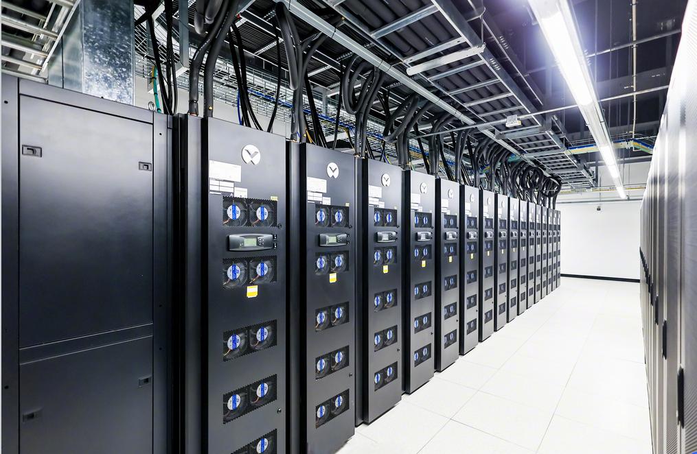 寒武纪：5000亿市值与50亿营收背后的国产AI芯片博弈