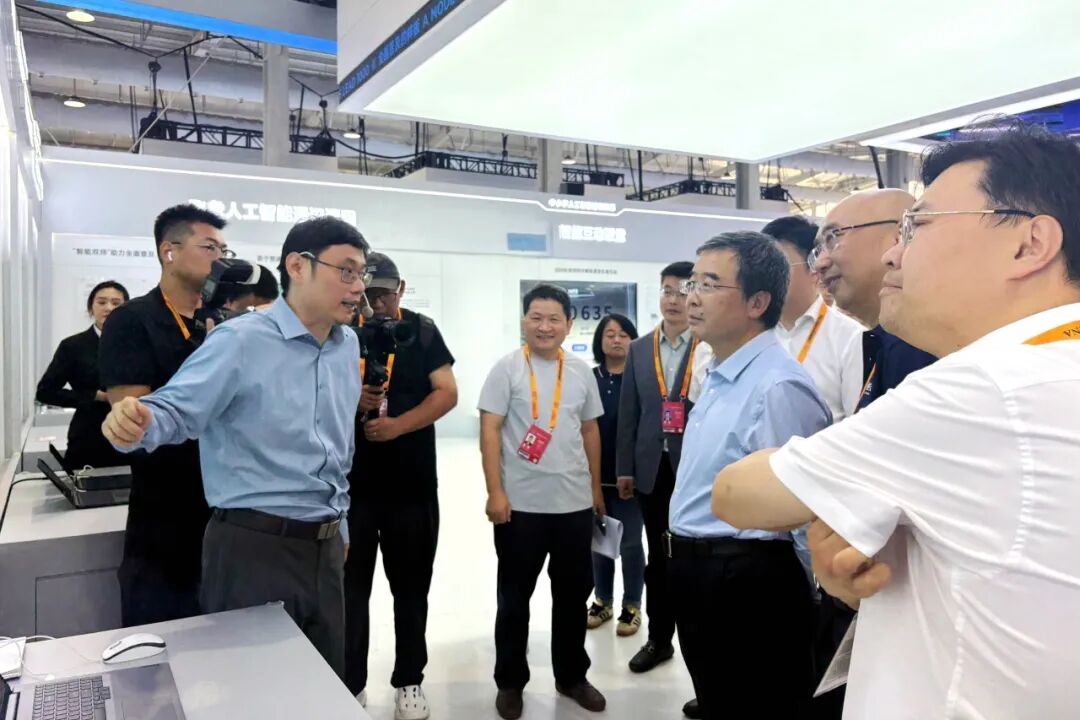 北师大高精尖中心亮相2025年中国国际服务贸易交易会