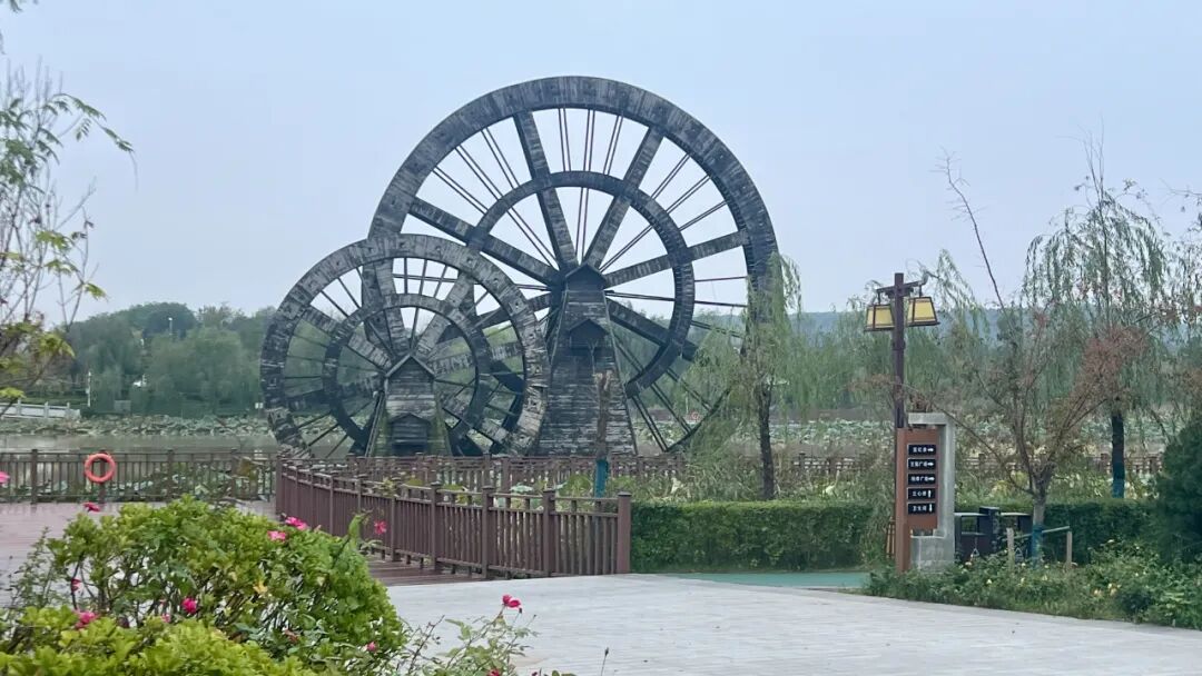 告别多平台切换!用 AskManyAI 这个神器,一站式搞定国内、外几乎所有的AI模型