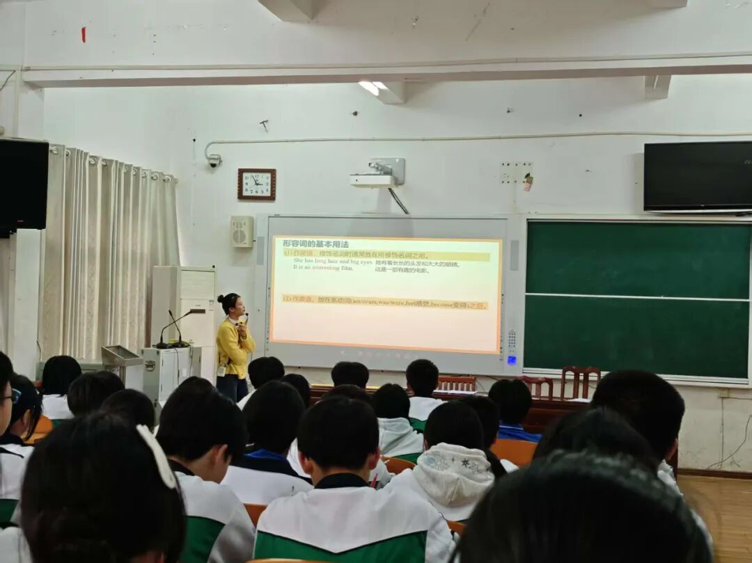 同课放异彩，异构促融合｜上高县2025-2026学年度上学期基础教育协同提质“名师工作室送教送研下乡”活动小结(高中英语）